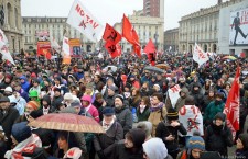 A Torino, sotto la pioggia, è un successo la manifestazione notav!