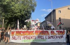 La protesta di Vicenza in difesa del bosco minacciato dal Tav